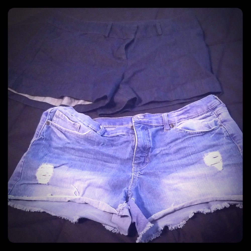 Size 14 NY&Co Jean shorts
